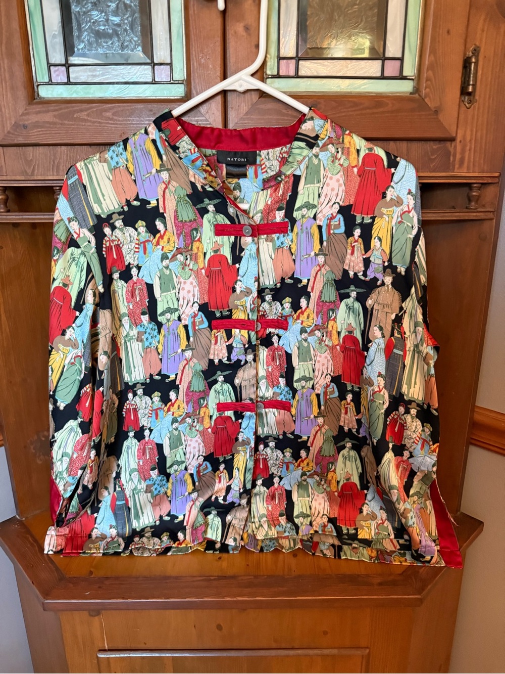 Natori dynasty colorful Figurine-Print Satin Mandarin pajama top/Jacket/top M/L